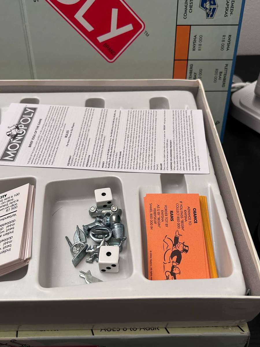 Monopoly Bilingual South African Edition - Parker Brothers (Vintage)