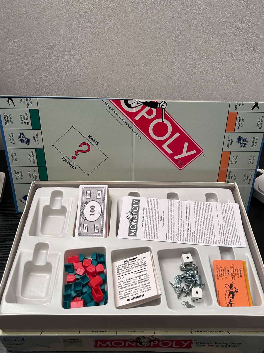 Monopoly Bilingual South African Edition - Parker Brothers (Vintage)