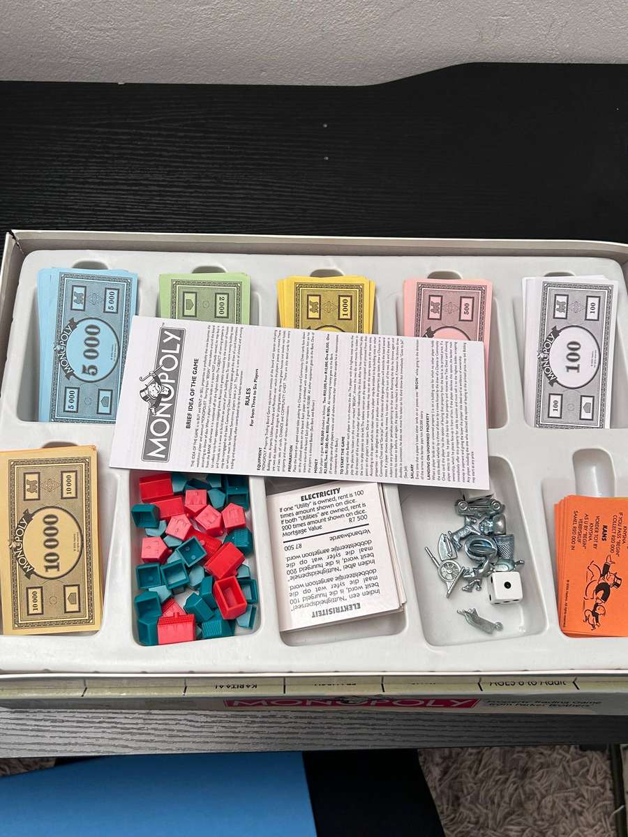 Monopoly Bilingual South African Edition - Parker Brothers (Vintage)