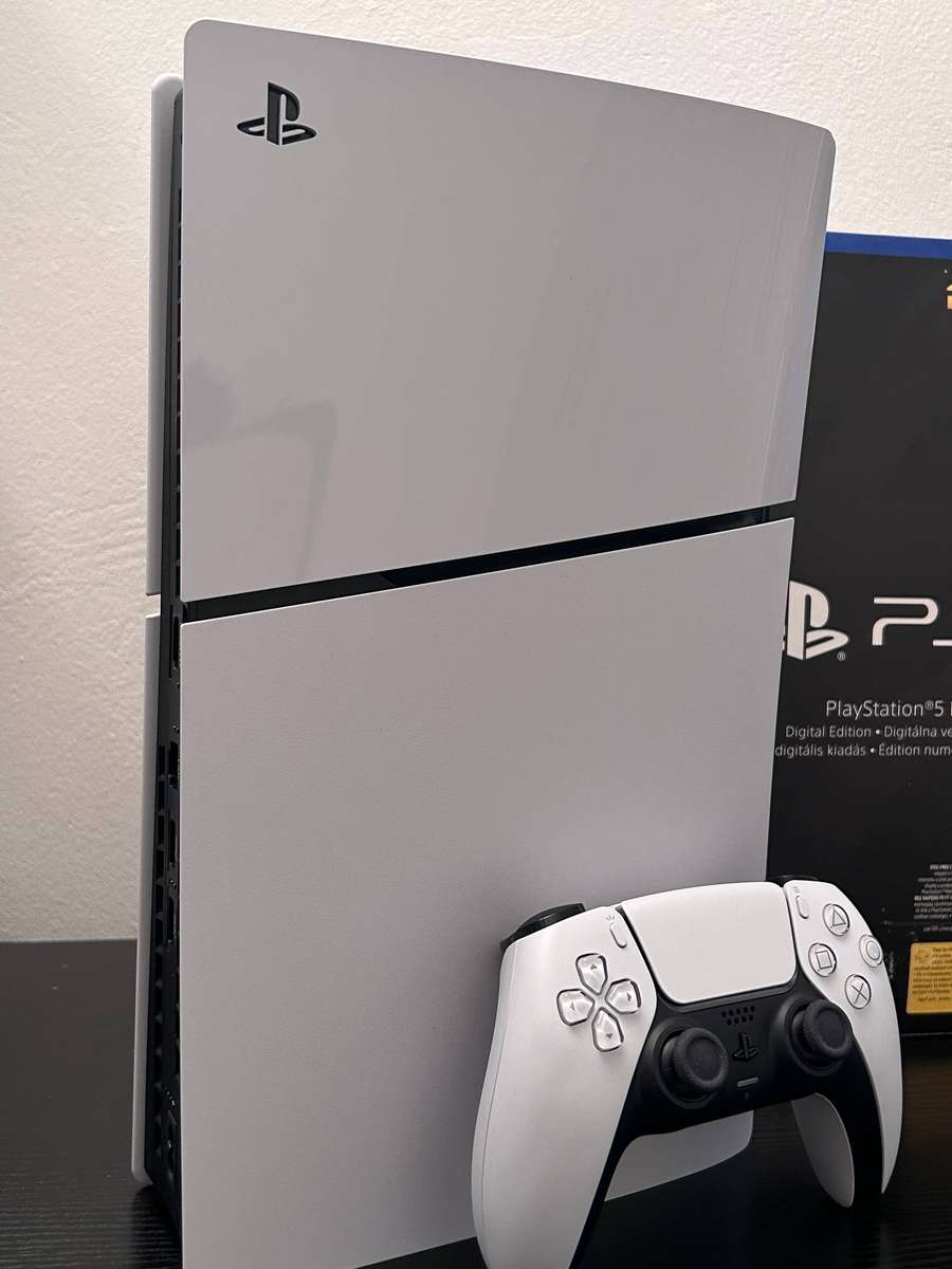 Sony PlayStation 5 (PS5) Slim Digital Edition 1TB - Pre-owned