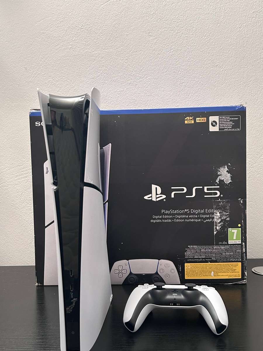 Sony PlayStation 5 (PS5) Slim Digital Edition 1TB - Pre-owned