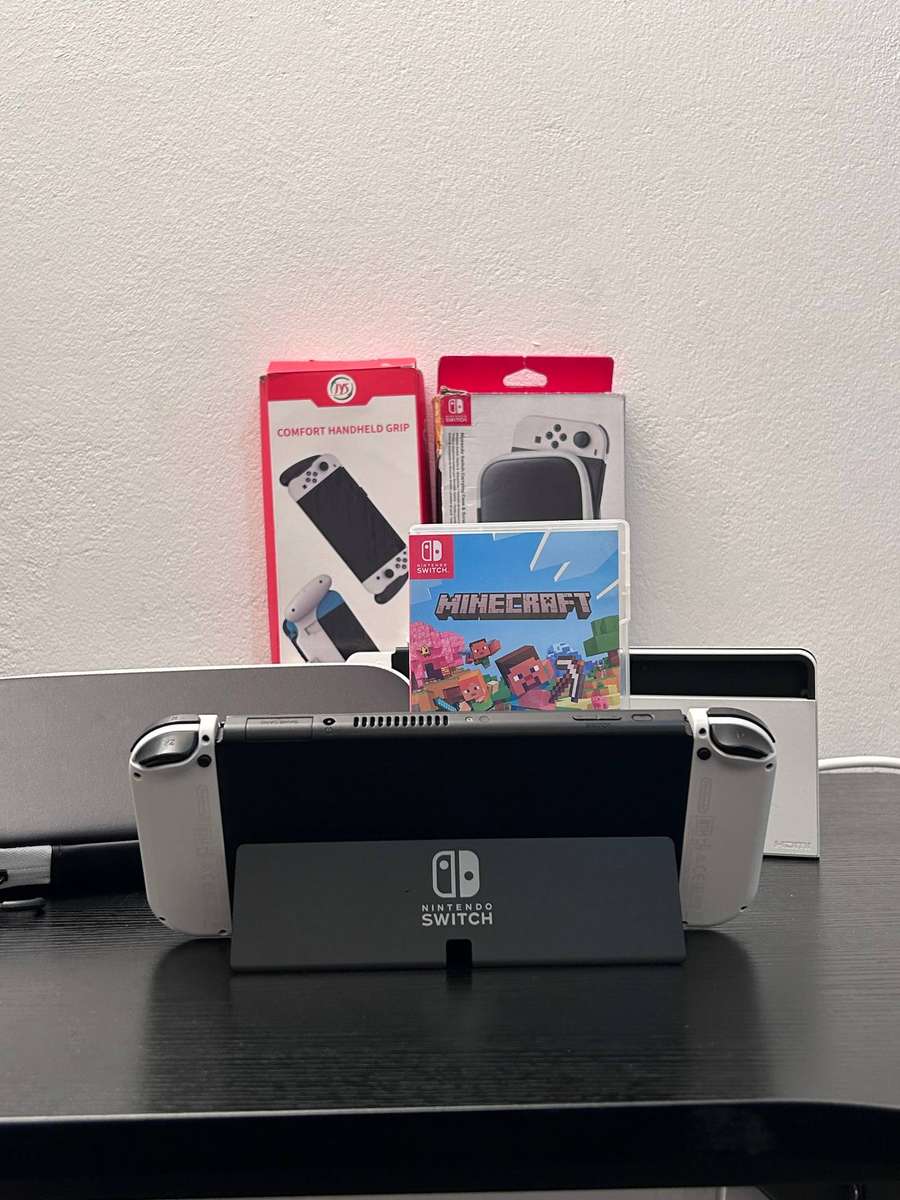 Nintendo Switch OLED White Bundle - Minecraft, Carrying Case & Comfort Grip