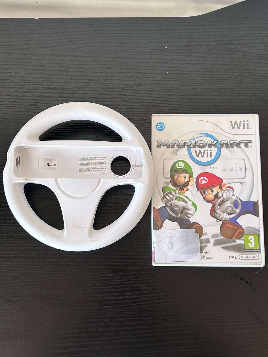 Mario Kart Wii (PAL) + Nintendo Wii Steering Wheel Bundle
