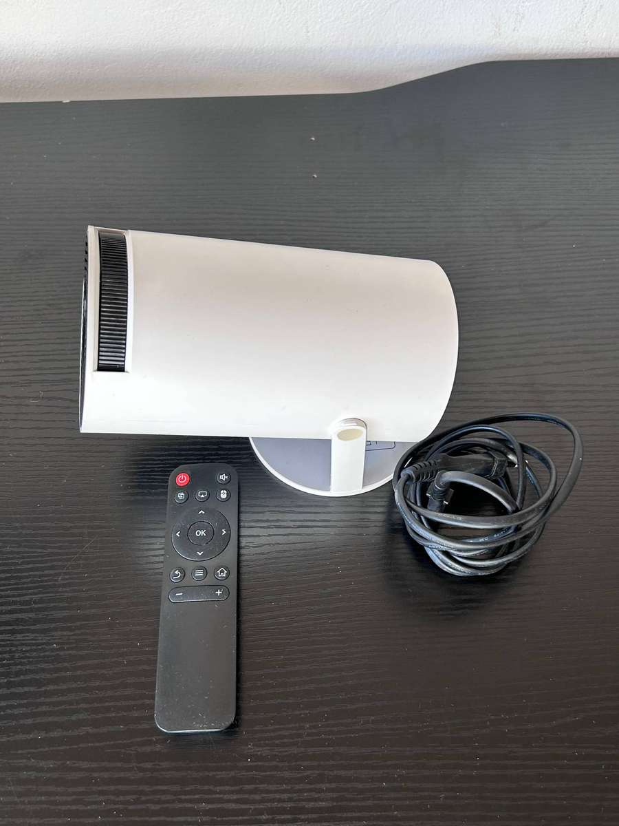 HY300 Smart Android 11 Portable Projector - HD 720p 4K Support - 180° Rotation