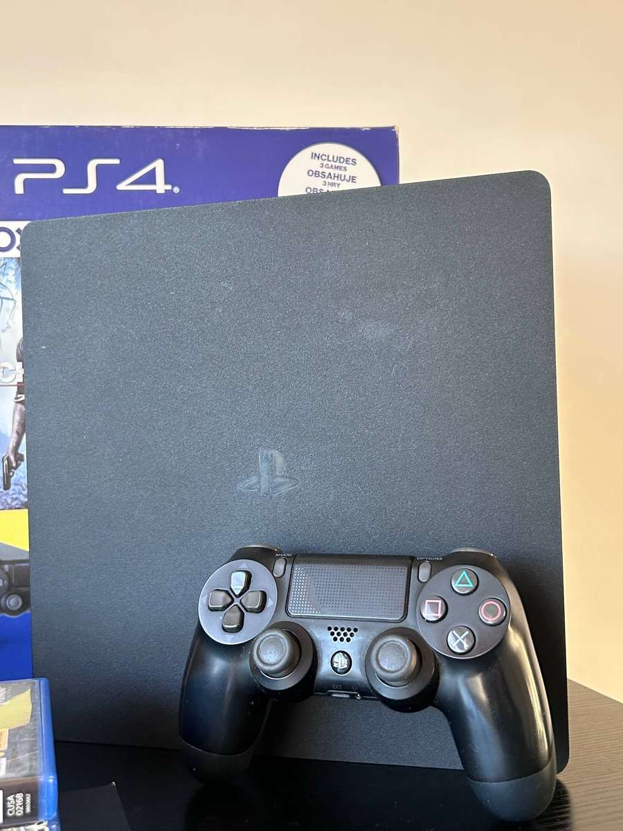 Immaculate Sony PlayStation 4 (PS4) Slim 500GB Bundle | Boxed + 3 Games
