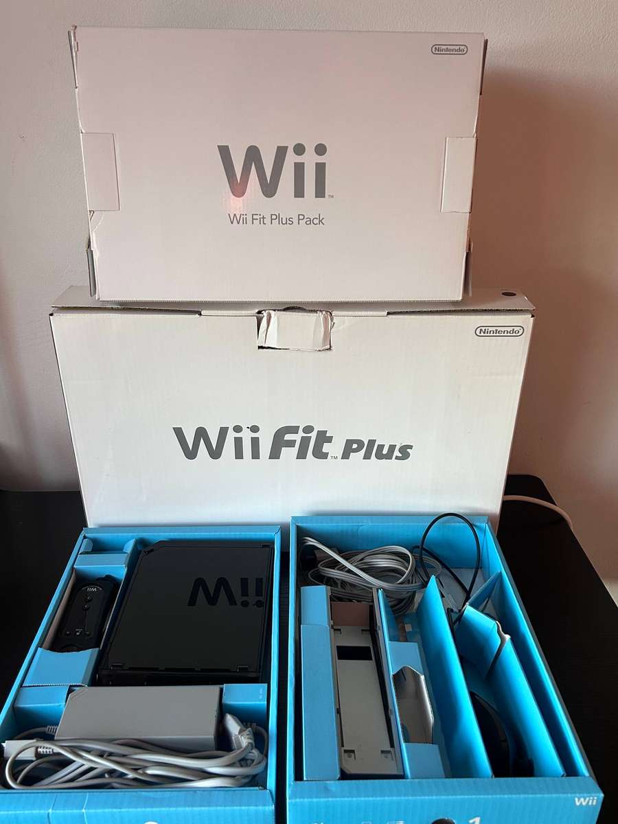 Nintendo Wii Fit Plus Pack Bundle | Black Edition | Boxed + Balance Board