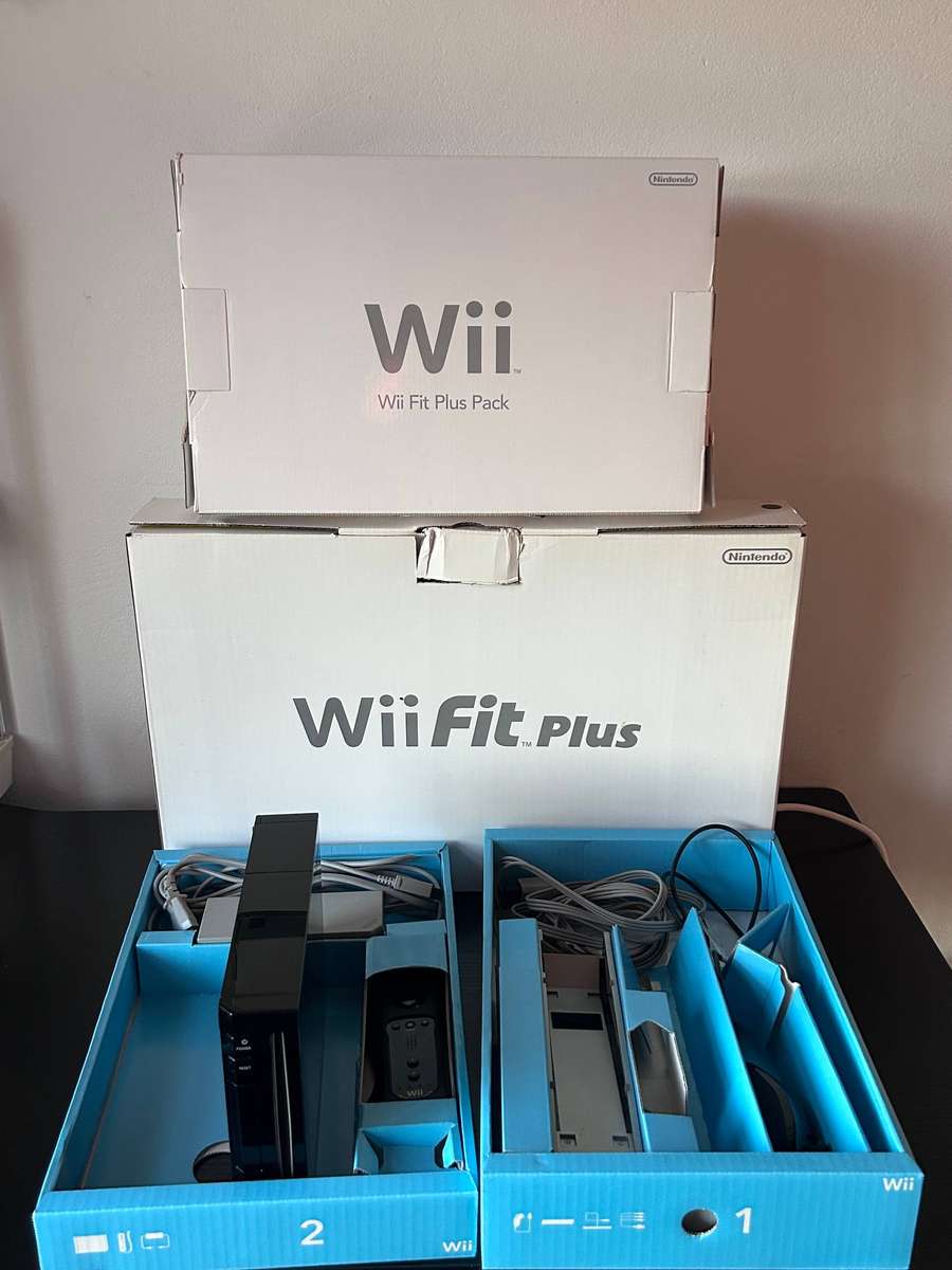 Nintendo Wii Fit Plus Pack Bundle | Black Edition | Boxed + Balance Board