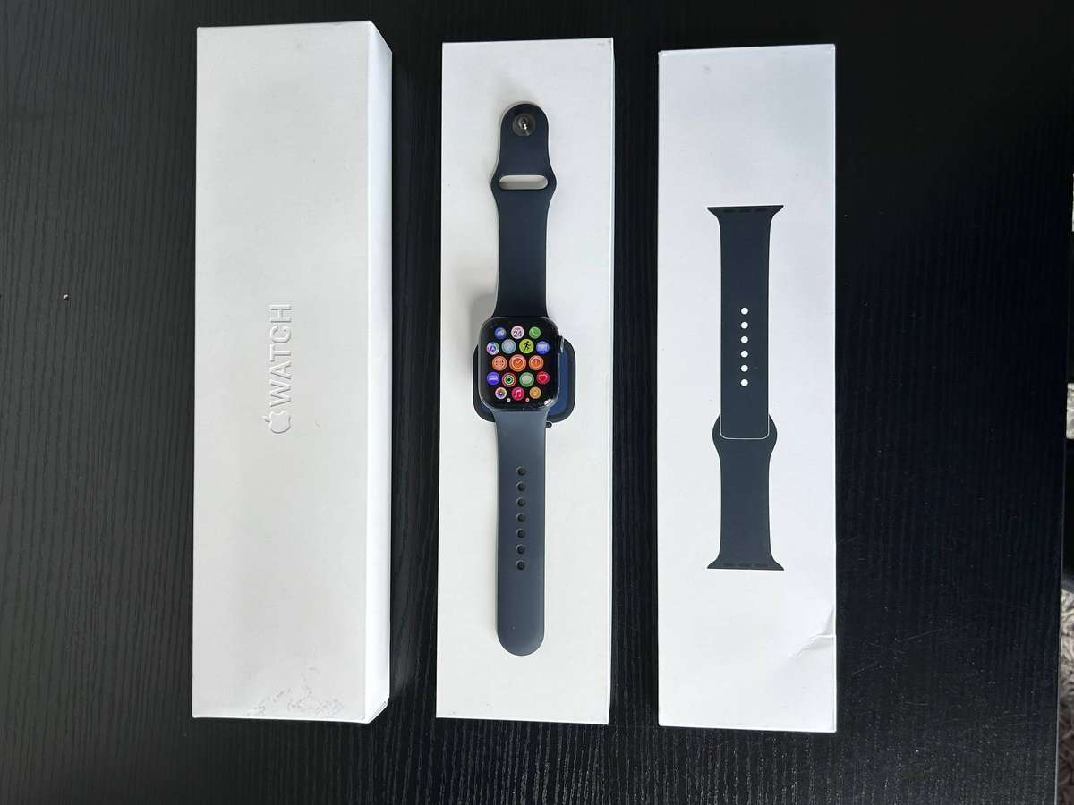 Apple Watch Series 8 41mm GPS (Midnight Aluminum Case | Midnight Sport Band)