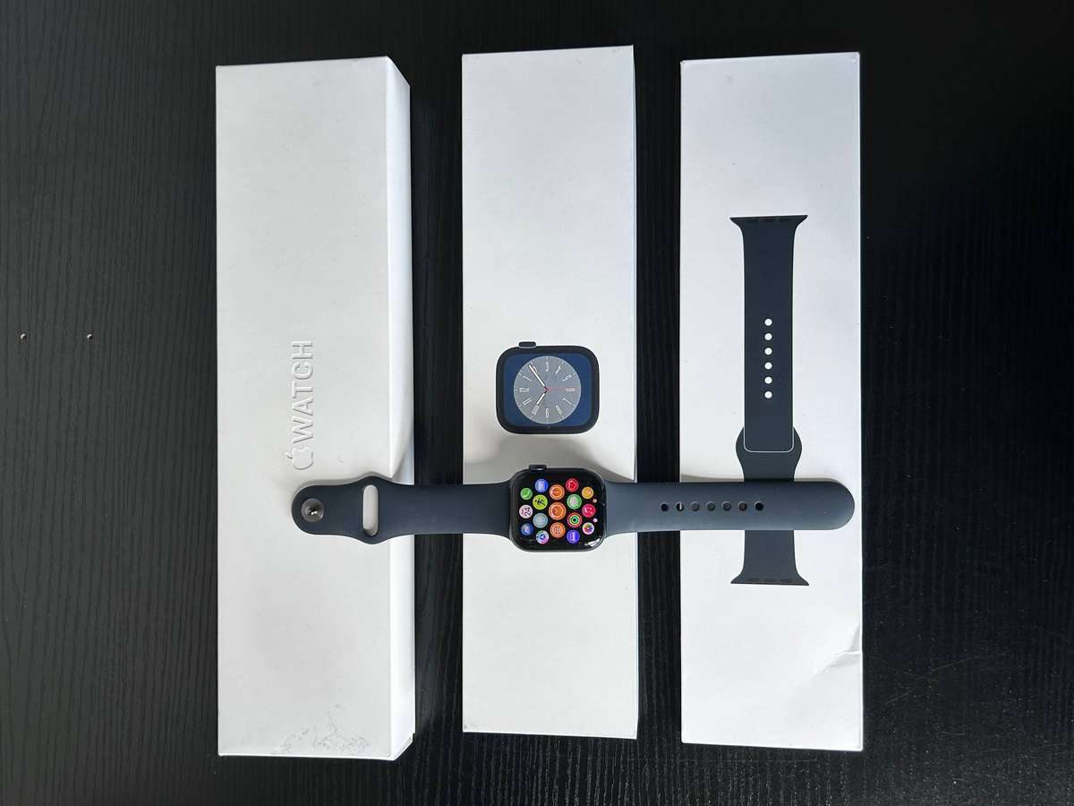Apple Watch Series 8 41mm GPS (Midnight Aluminum Case | Midnight Sport Band)