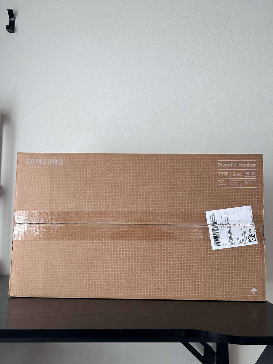 Samsung 24" T35F Full HD IPS LED Essential Monitor