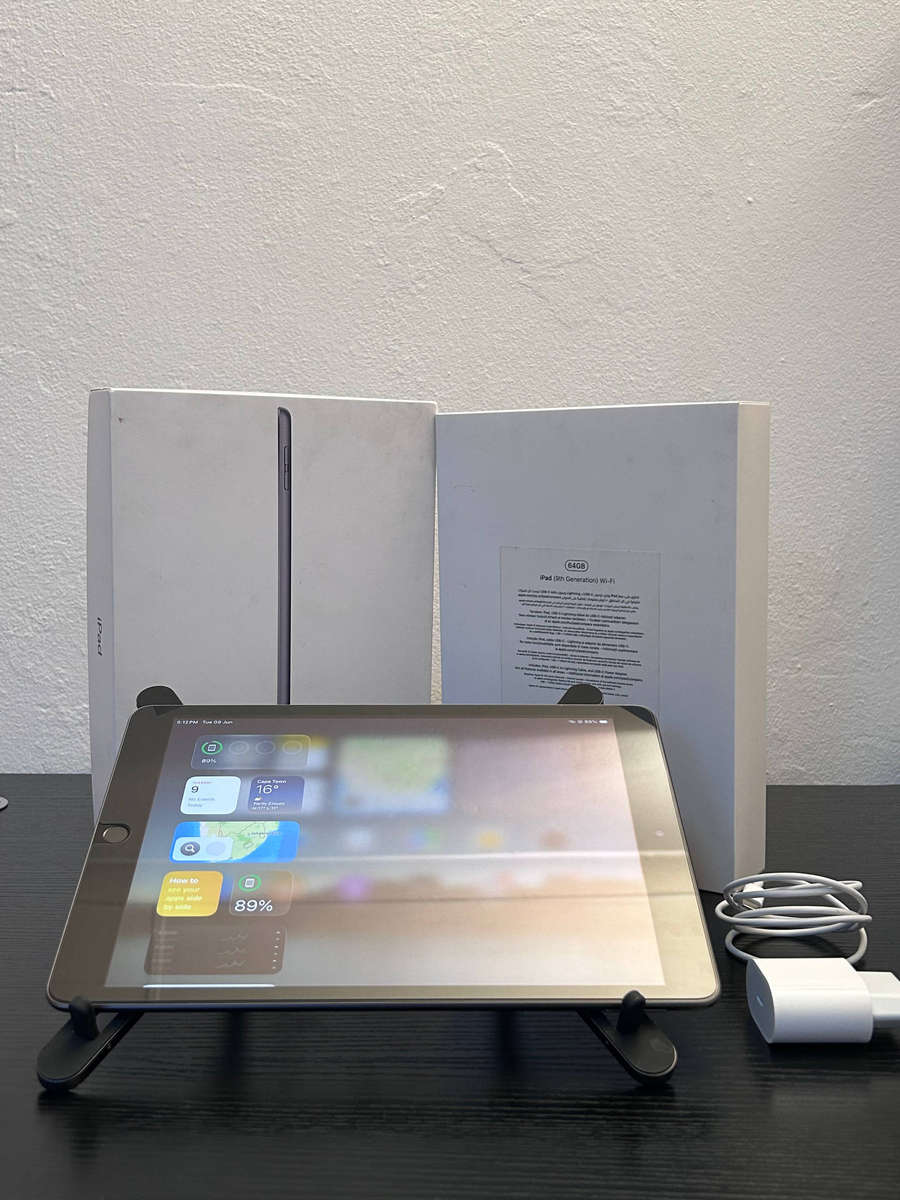 Apple iPad 9th Generation 64GB Wi-Fi (Space Grey) - Boxed with Original Accessories