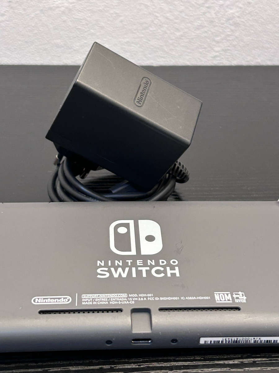 Nintendo Switch Lite 32GB Handheld Console - With Original AC Adapter