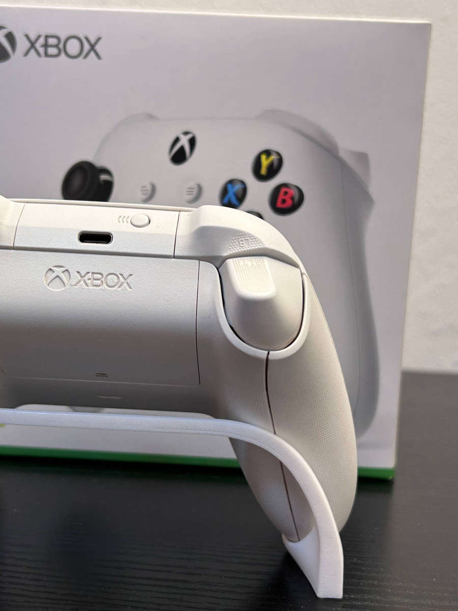 Xbox Series S/X Controller - Robot White - Boxed