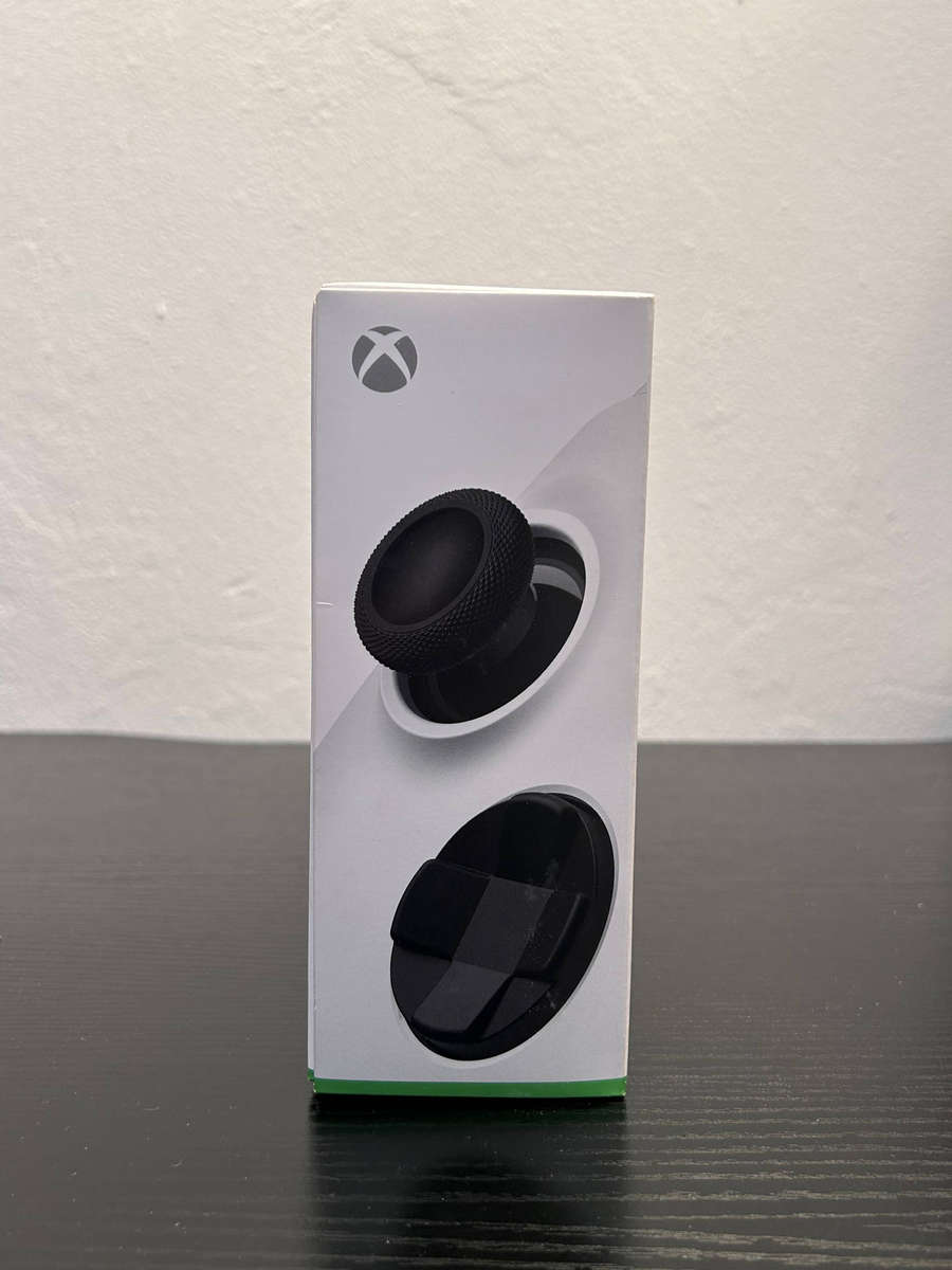 Xbox Series S/X Controller - Robot White - Boxed