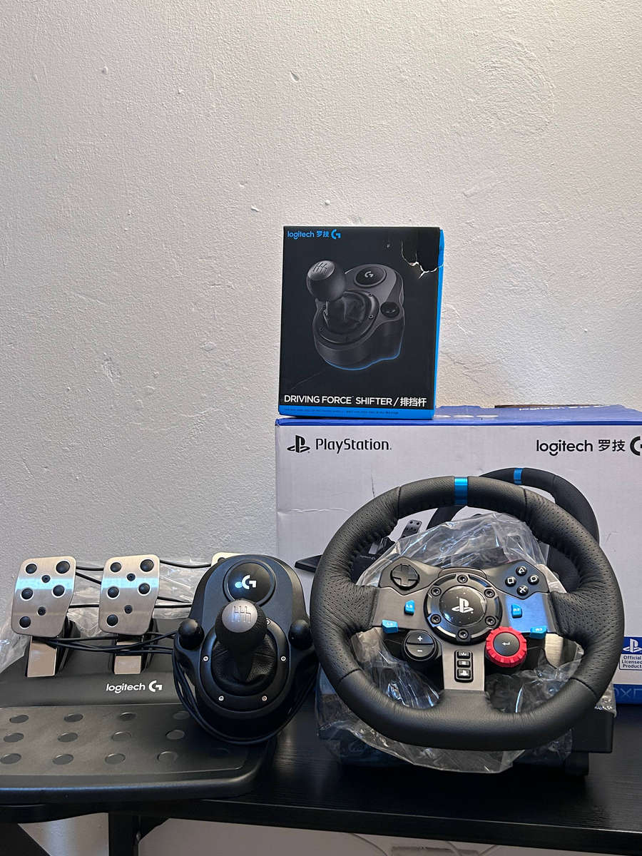 Logitech G29 Driving Force Racing Wheel & Shifter Bundle (PS5/PS4/PC)