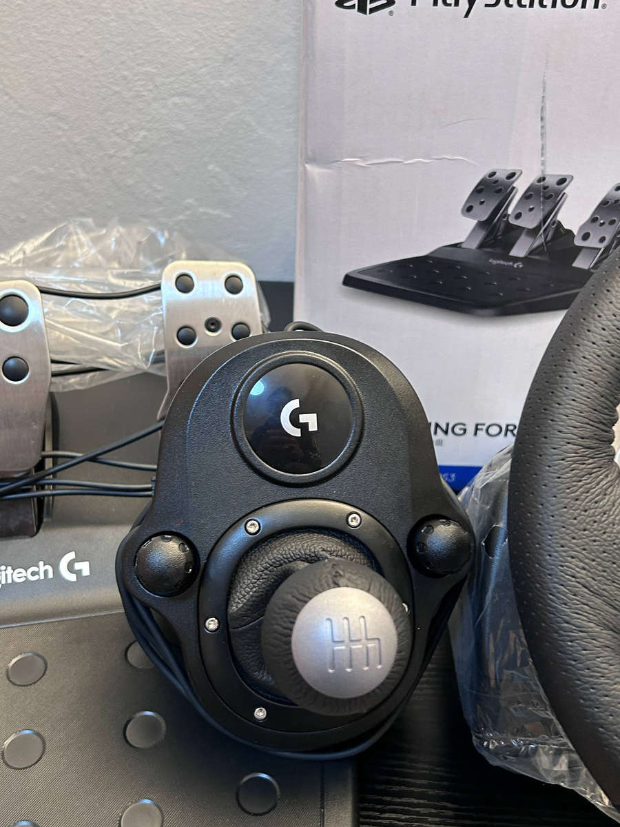 Logitech G29 Driving Force Racing Wheel & Shifter Bundle (PS5/PS4/PC)