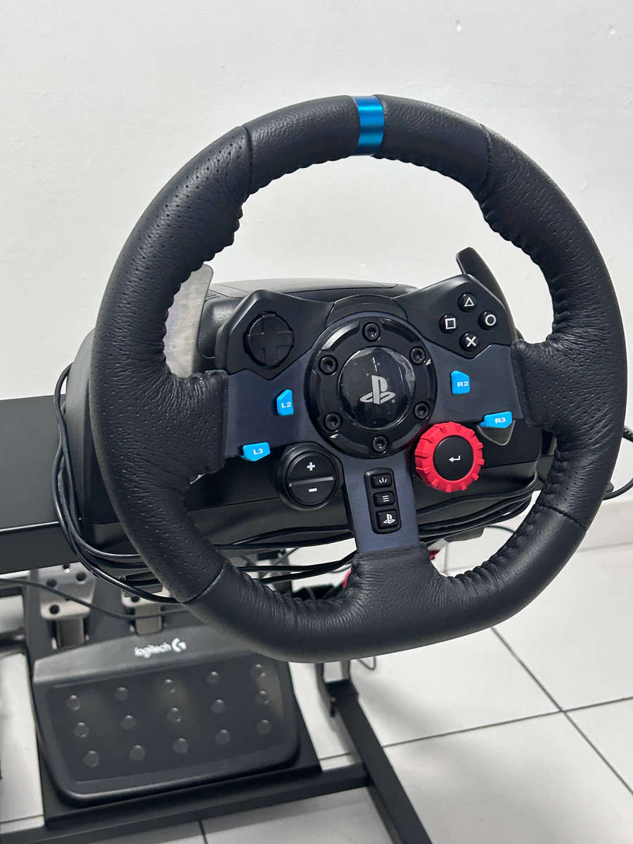 Logitech G29 Driving Force Racing Wheel & Pedals Bundle  Includes Driving Force Shifter & PXN A10