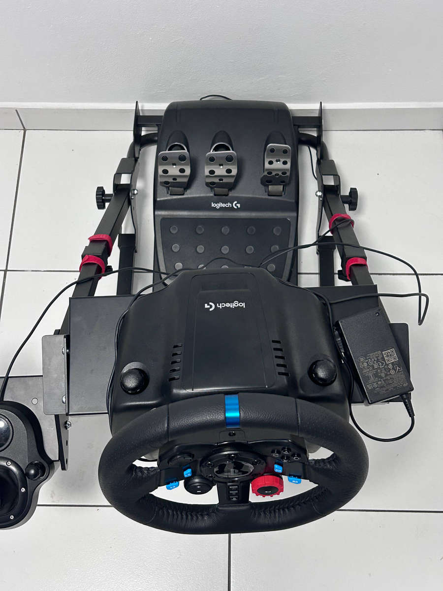 Logitech G29 Driving Force Racing Wheel & Pedals Bundle  Includes Driving Force Shifter & PXN A10