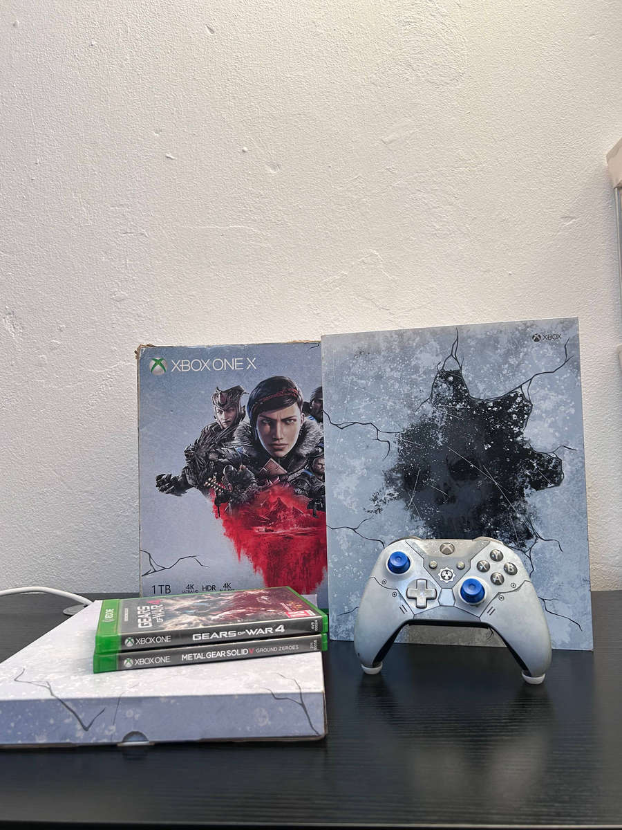 Xbox One X 1TB Gears 5 Limited Edition Console Bundle