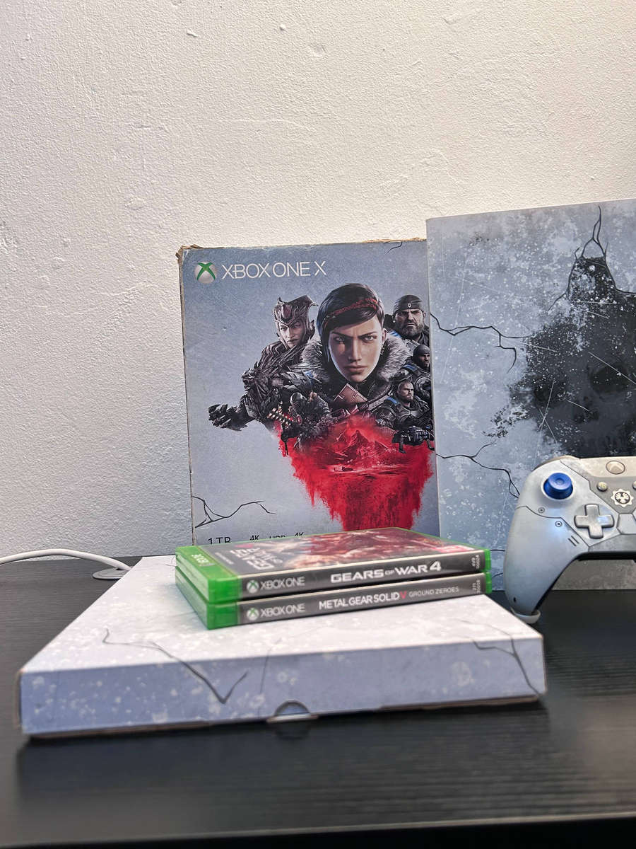 Xbox One X 1TB Gears 5 Limited Edition Console Bundle