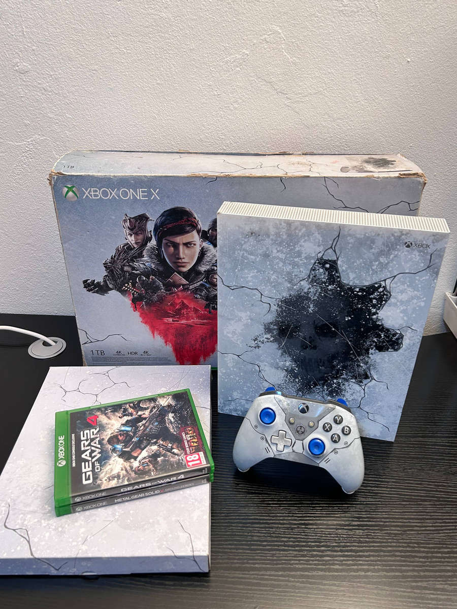 Xbox One X 1TB Gears 5 Limited Edition Console Bundle