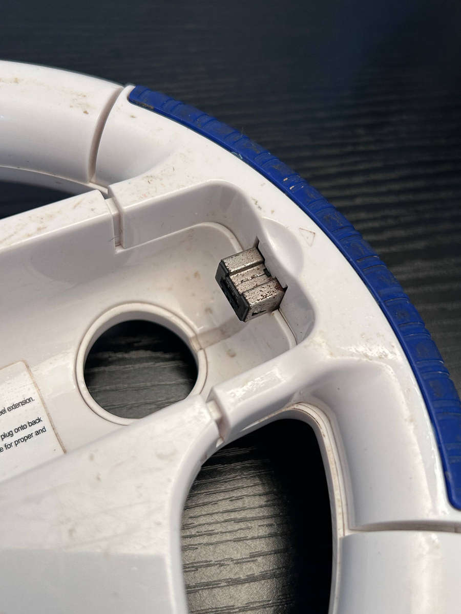 2x Nintendo Wii Racing Steering Wheel Attachments with Blue Grips