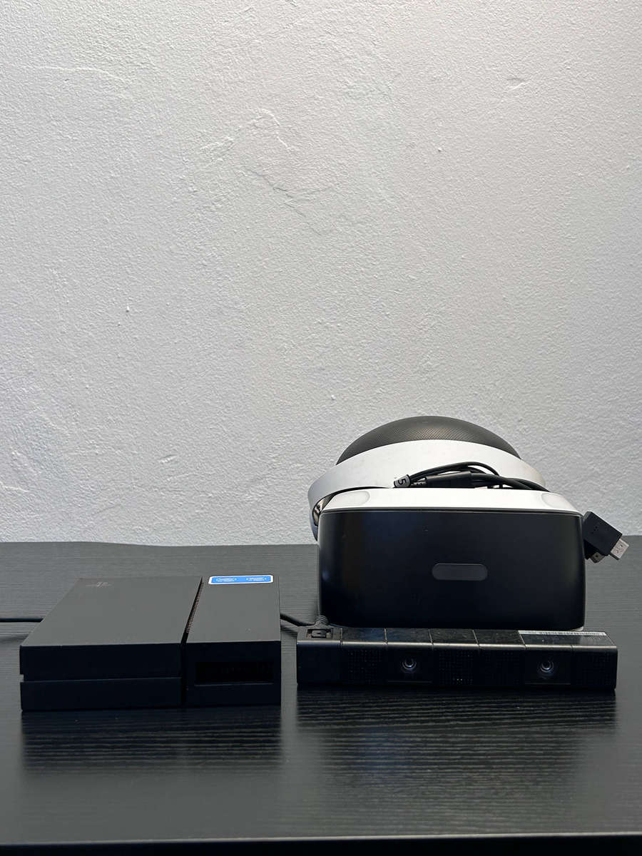Sony PlayStation VR V1 Starter Pack  Headset, Processor Unit & Camera Bundle