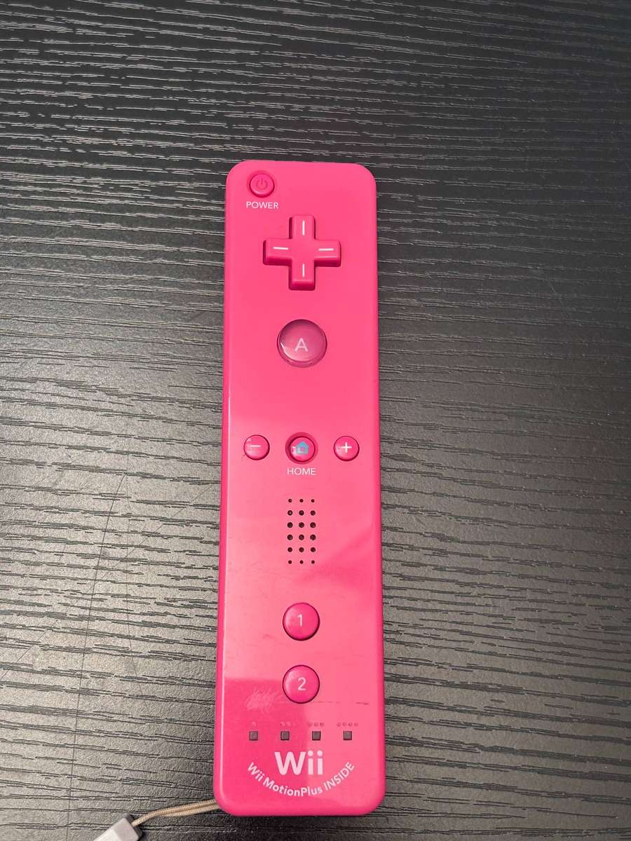 Nintendo Wii Remote Plus Wireless Controller (Pink) - MotionPlus Inside