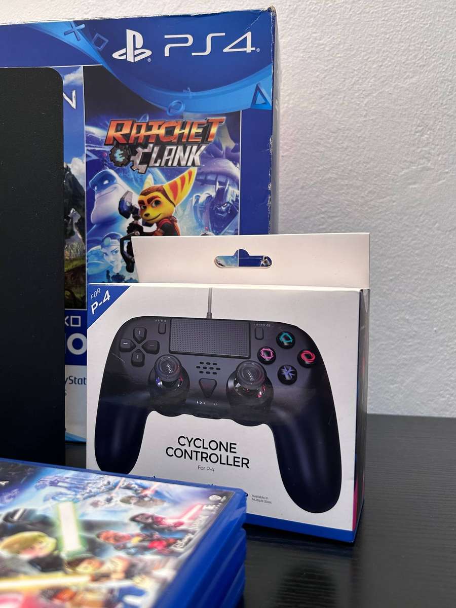 Sony PlayStation 4 Slim 500GB - Black - 2 Controllers & 3 Games - Boxed