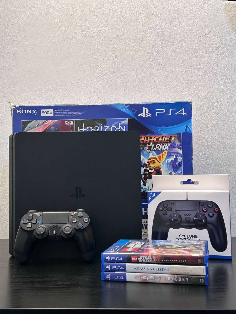 Sony PlayStation 4 Slim 500GB - Black - 2 Controllers & 3 Games - Boxed