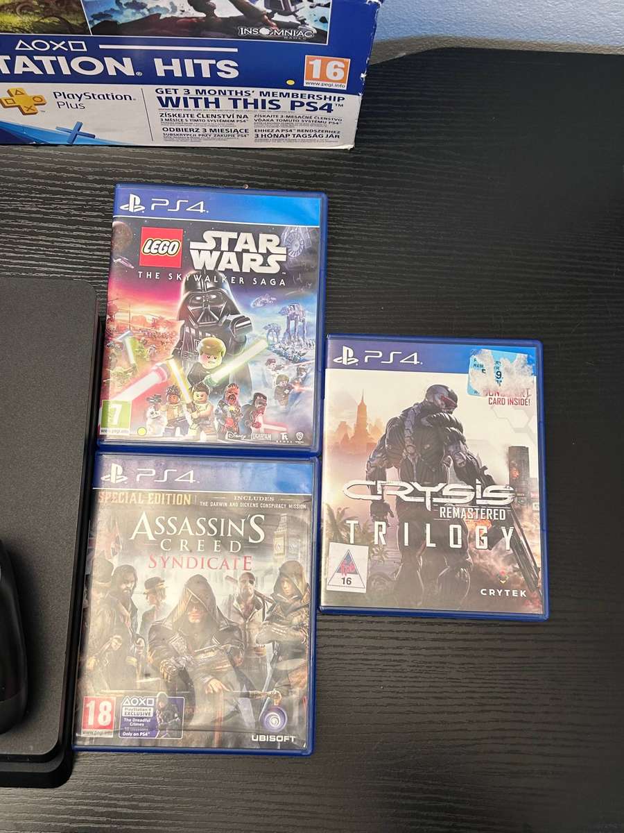 Sony PlayStation 4 Slim 500GB - Black - 2 Controllers & 3 Games - Boxed