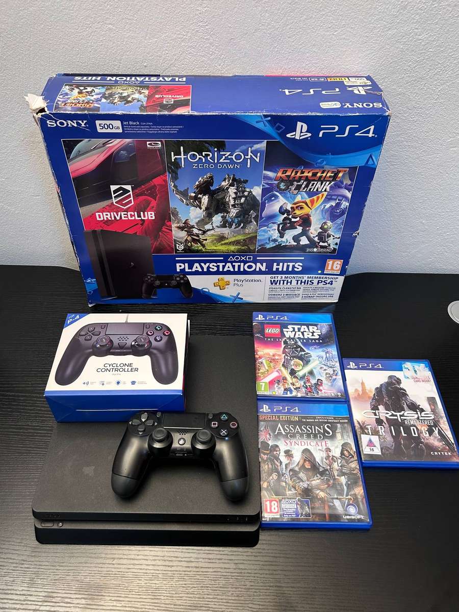 Sony PlayStation 4 Slim 500GB - Black - 2 Controllers & 3 Games - Boxed