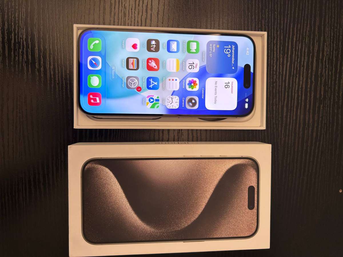 Apple iPhone 15 Pro 256GB - Natural Titanium