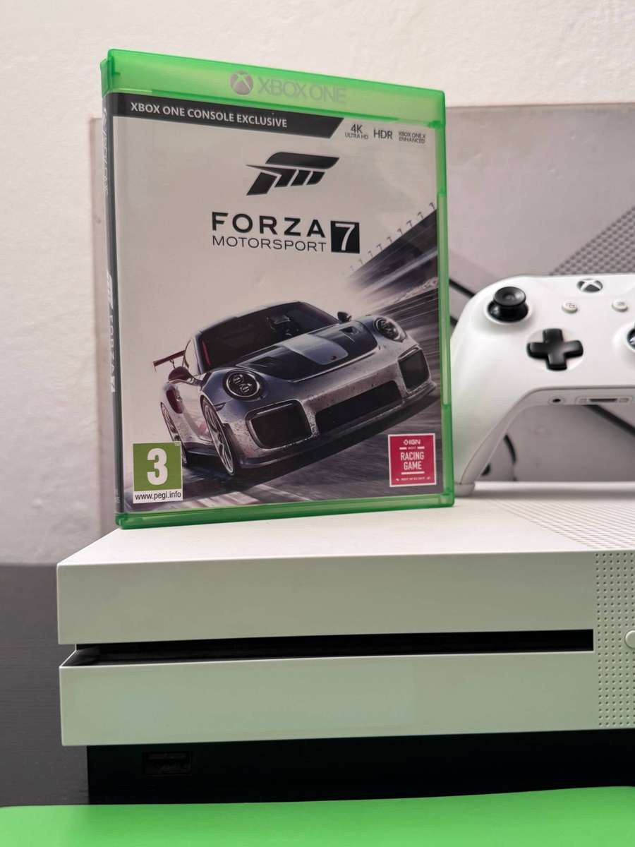 Xbox One S 500GB Console Boxed Bundle with Controller & Forza Motorsport 7