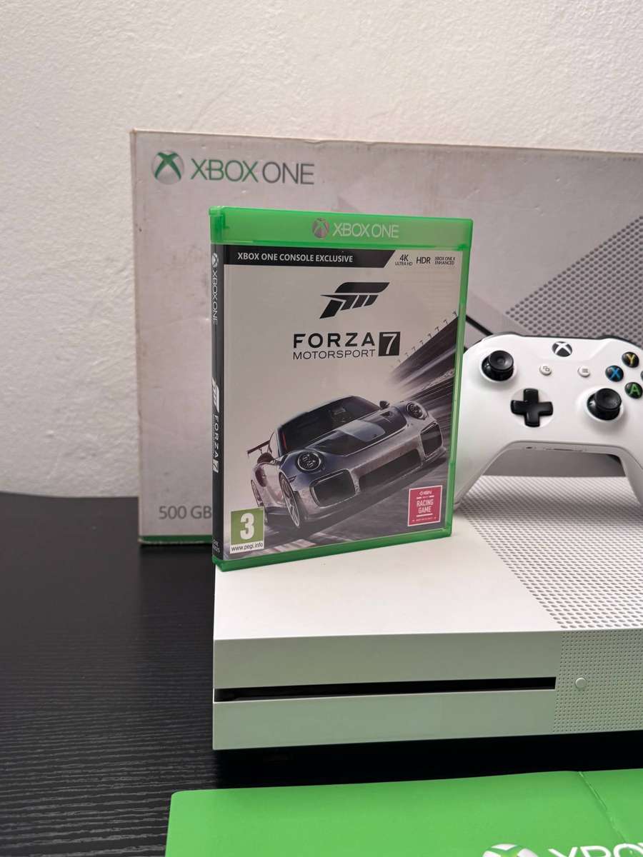 Xbox One S 500GB Console Boxed Bundle with Controller & Forza Motorsport 7
