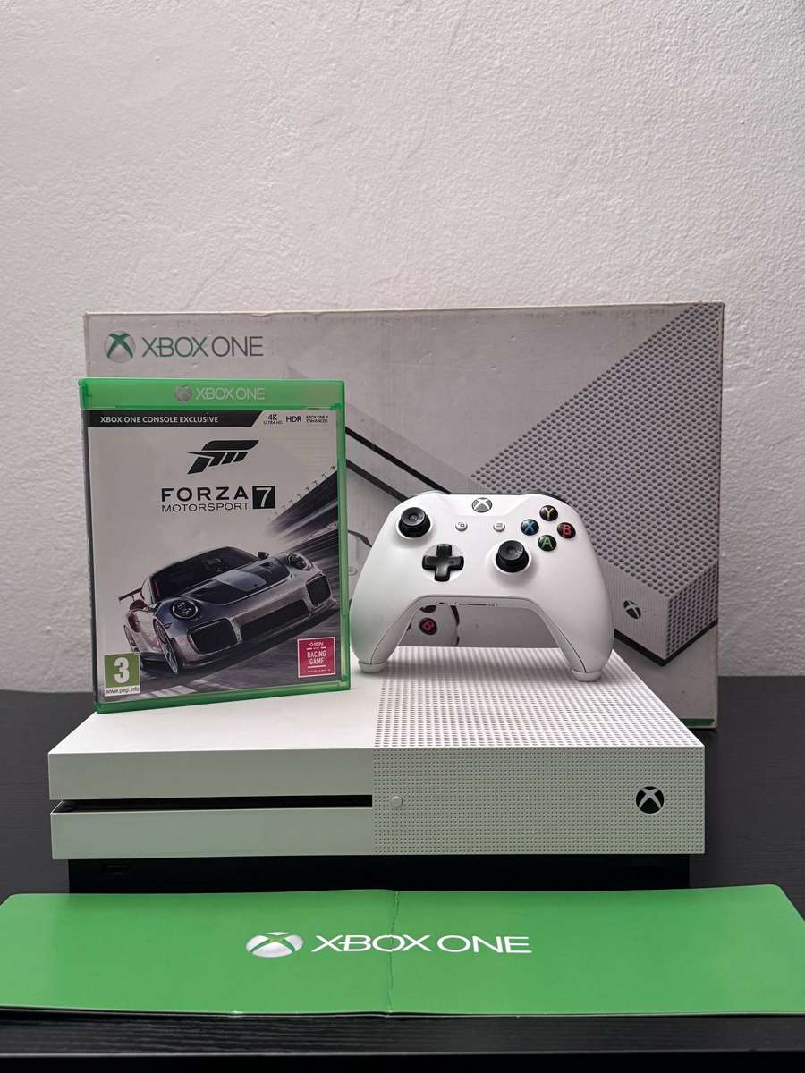 Xbox One S 500GB Console Boxed Bundle with Controller & Forza Motorsport 7