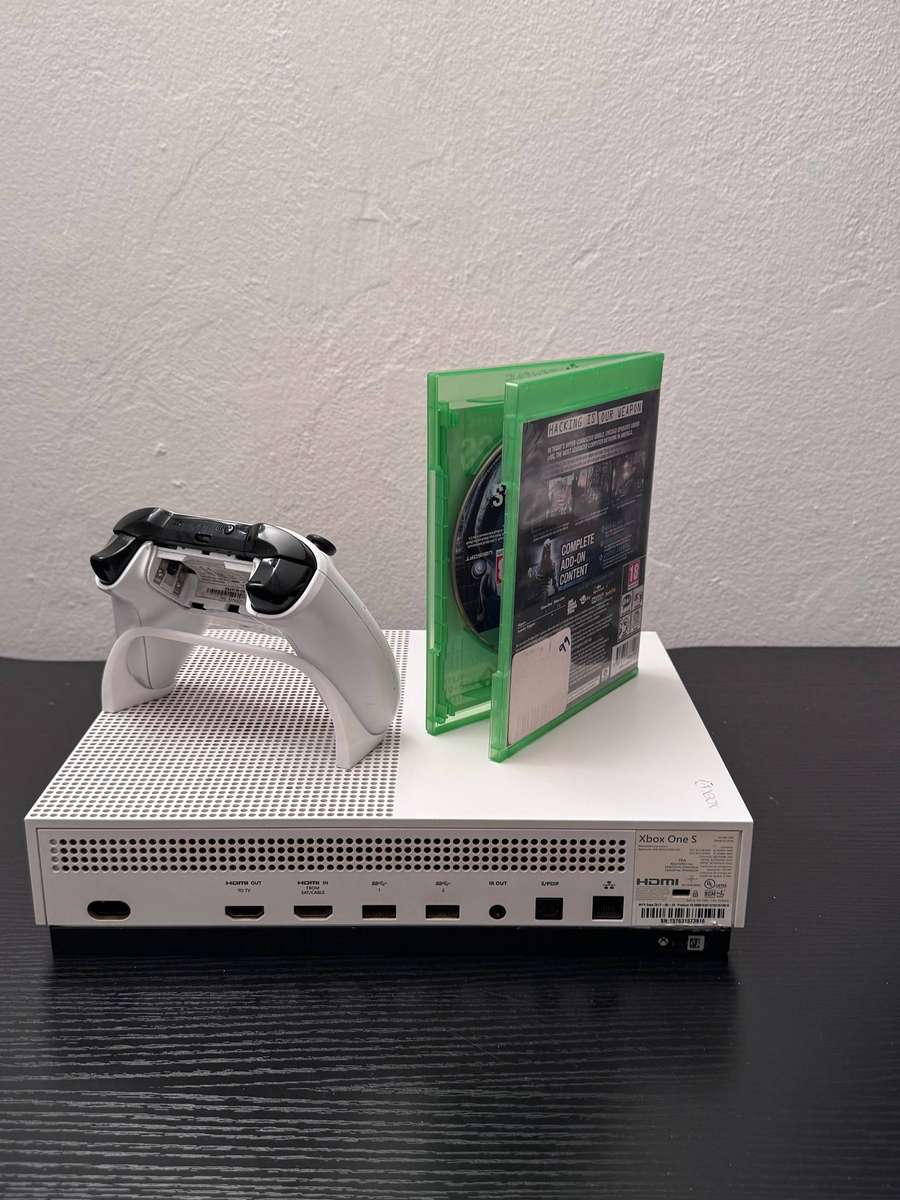 Xbox One S 500GB Console Bundle | White | Controller | Watch Dogs Complete Edition
