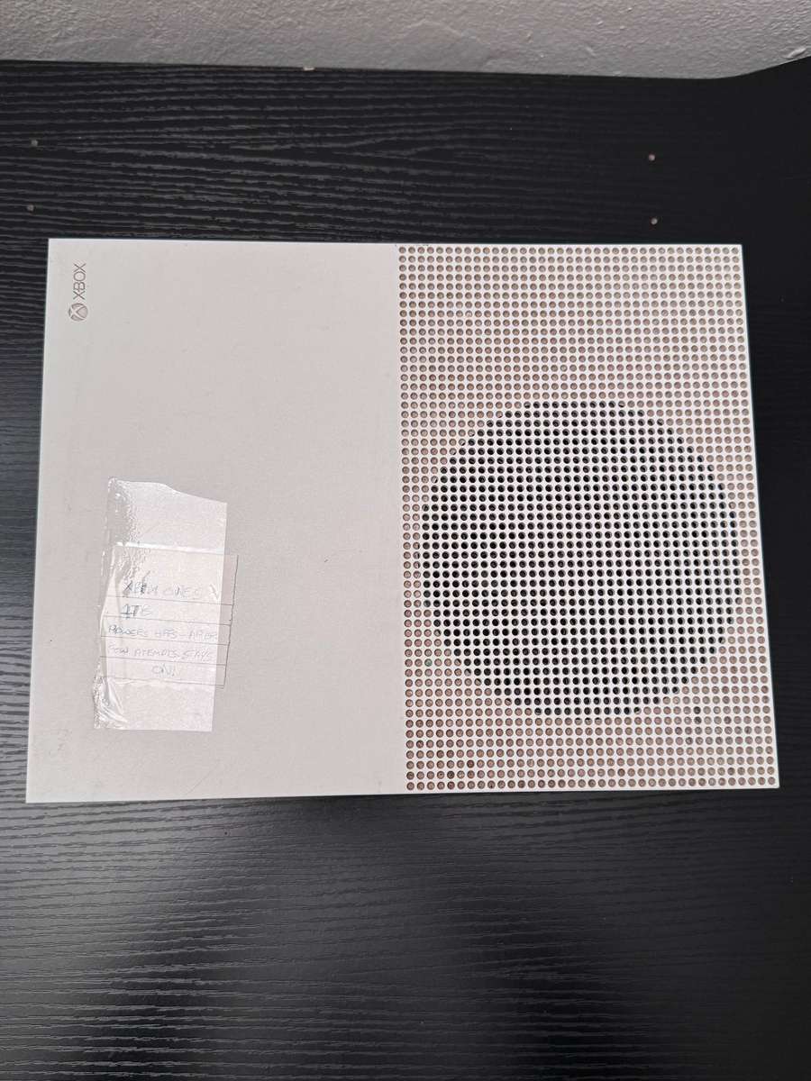 Microsoft Xbox One S 1TB Console | For Parts or Repair