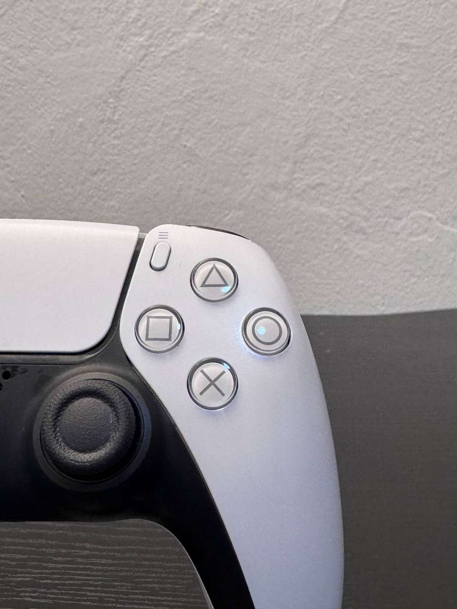 Sony PlayStation 5 DualSense Wireless Controller - Glacier White