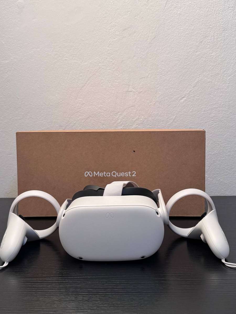 Quest 2 128GB All-In-One VR Headset