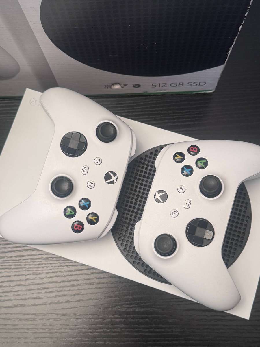 Microsoft Xbox Series S 512GB - White - Two Controllers, Cooling Stand & Box