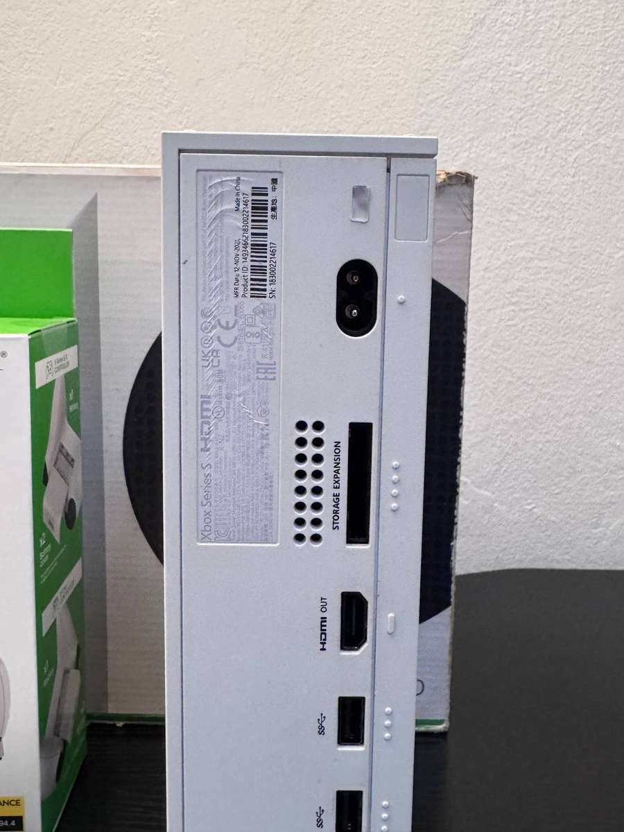 Microsoft Xbox Series S 512GB - White - Two Controllers, Cooling Stand & Box