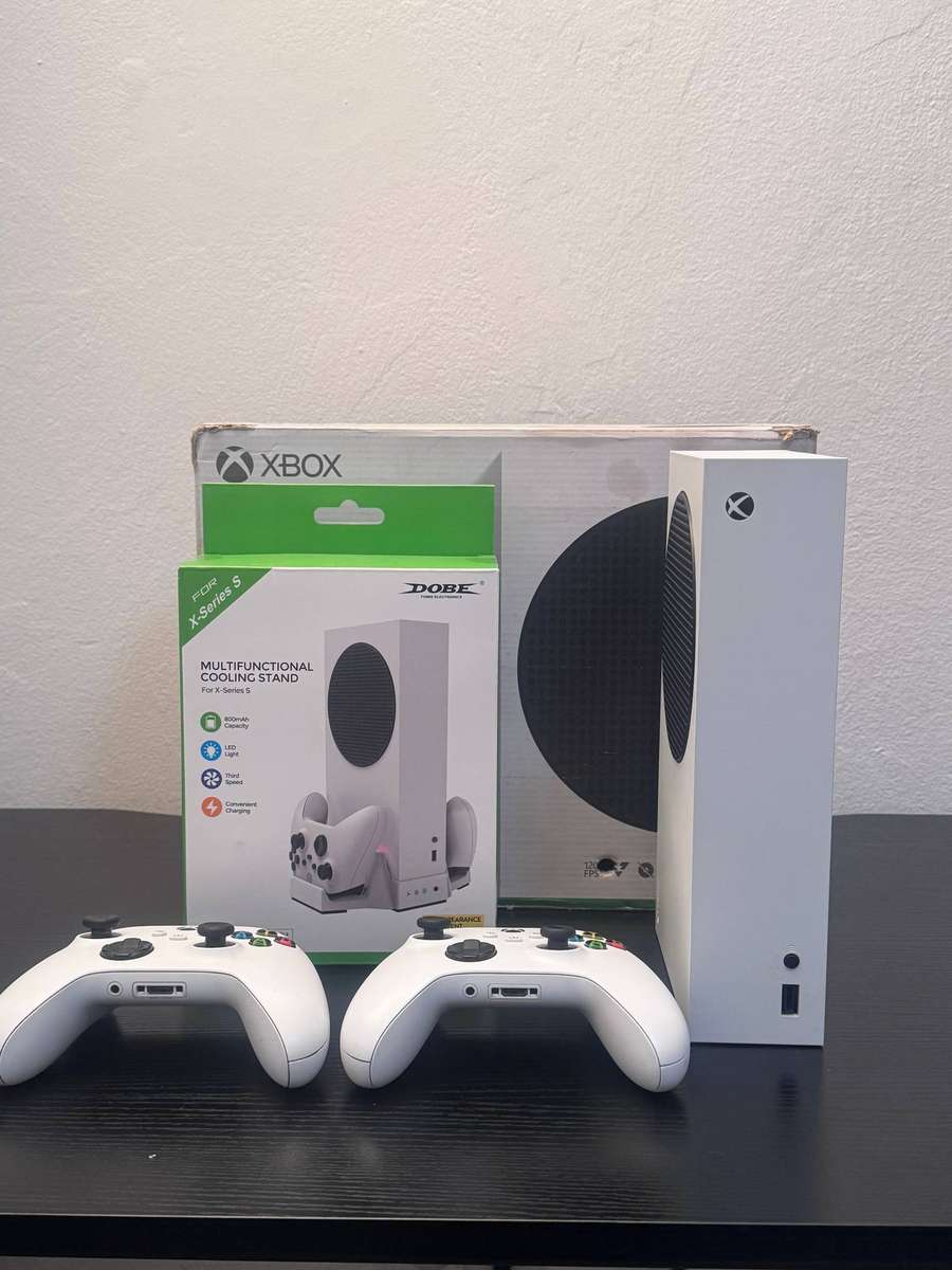 Microsoft Xbox Series S 512GB - White - Two Controllers, Cooling Stand & Box