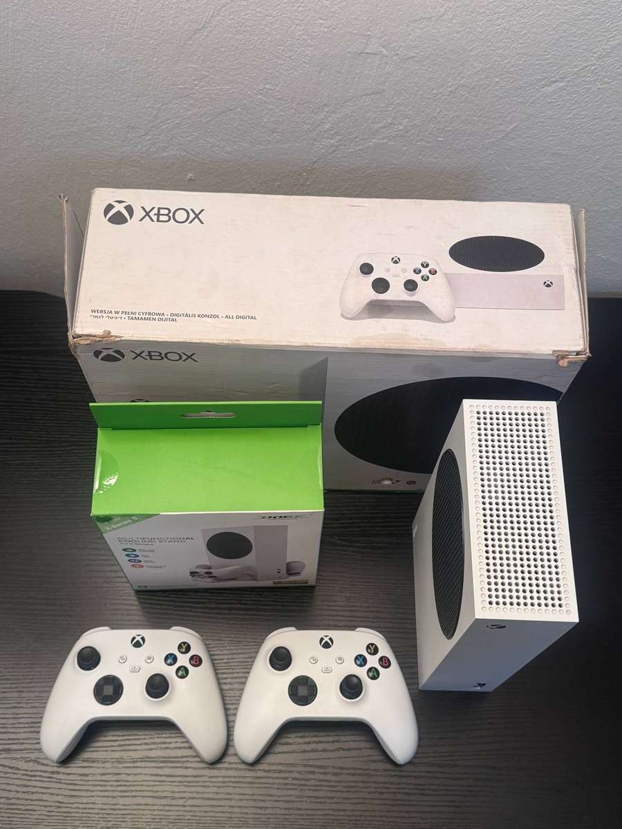 Microsoft Xbox Series S 512GB - White - Two Controllers, Cooling Stand & Box