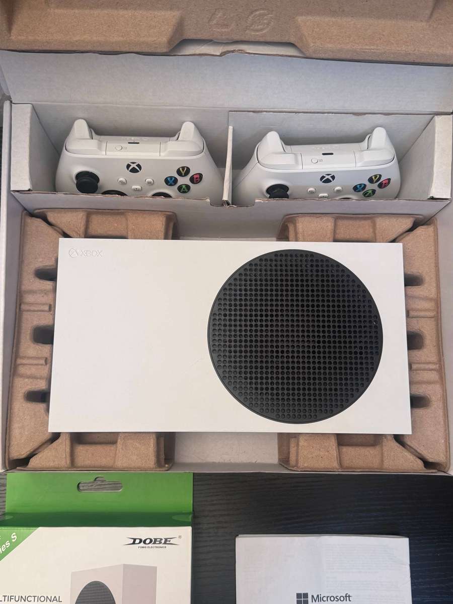 Microsoft Xbox Series S 512GB - White - Two Controllers, Cooling Stand & Box