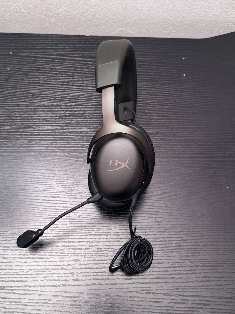 HyperX Cloud III Wired Gaming Headset - Black