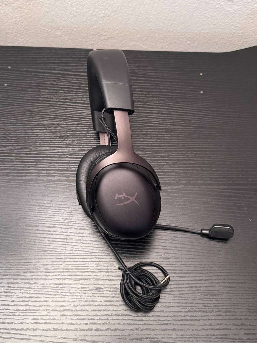 HyperX Cloud III Wired Gaming Headset - Black