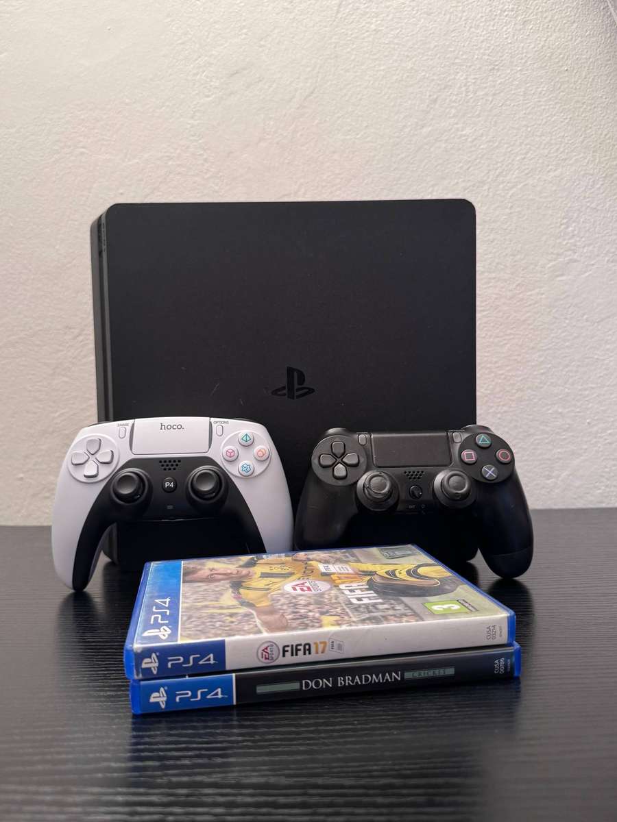 PlayStation 4 Slim 500GB Console Bundle - Dual Controllers & 2 Games (Pre-owned)