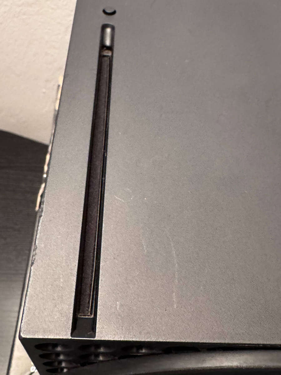 Xbox Series X 1TB Console Bundle - Boxed + Controller + GTA V