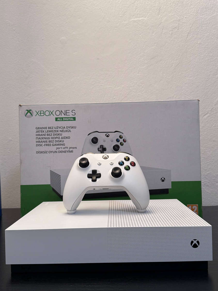 Xbox One S All-Digital Edition 1TB Console - Robot White - Boxed Bundle